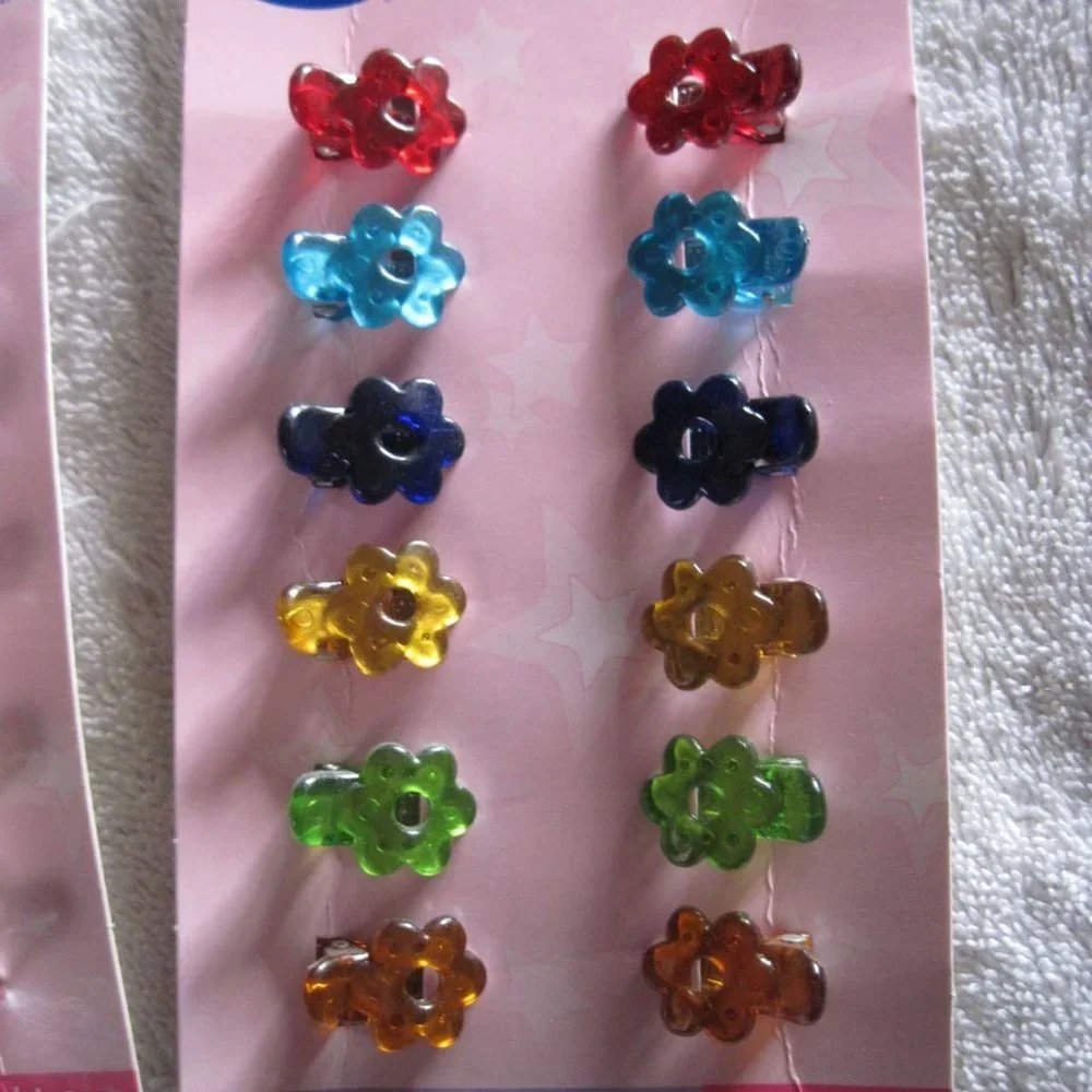 12 Goody Girls Pastel Color Plastic Flower Tiny Sectioning Hair Clips Teeth Grip